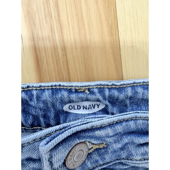 Old Navy Womens Cutoff Denim Skirt Size 6 Light Wash Frayed Hem Casual Style - Picture 2 of 4